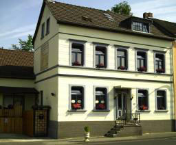 Haus Oberkassel - Ihre Bonn-Unterkunft