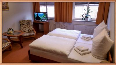 Hamburg Hotel-Pension am Eichtalpark : Zimmer