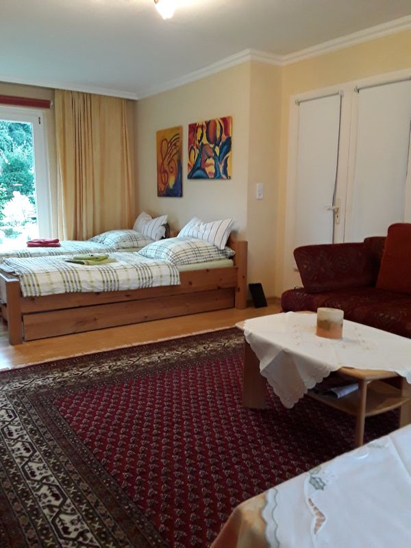 Hamburg Privatzimmer & Ferienwohnung S. Schultz: Ansicht 3 - DZ