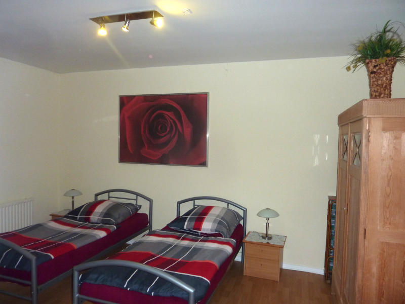 Hannover Ferienwohnung und Monteur-Unterkunft Kloppmann I: Schlafzimmer