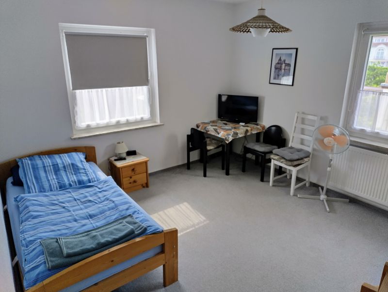 Wunstorf Arbeiterpension / Ferienwohnung Knapp: Doppelzimmer in 3ZKB