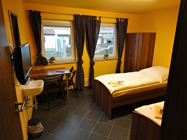 Dettenheim Privatzimmer Rühle: Ansicht 1